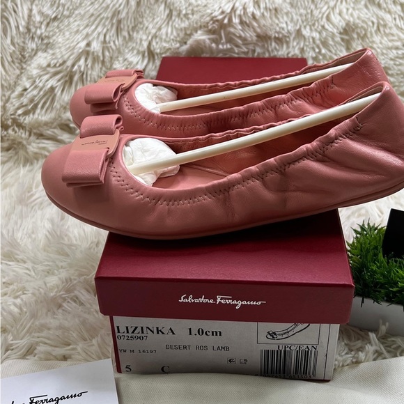 SOLD Authentic Salvatore Ferragamo LIZINKA BALLET FLAT - Picture 3 of 7